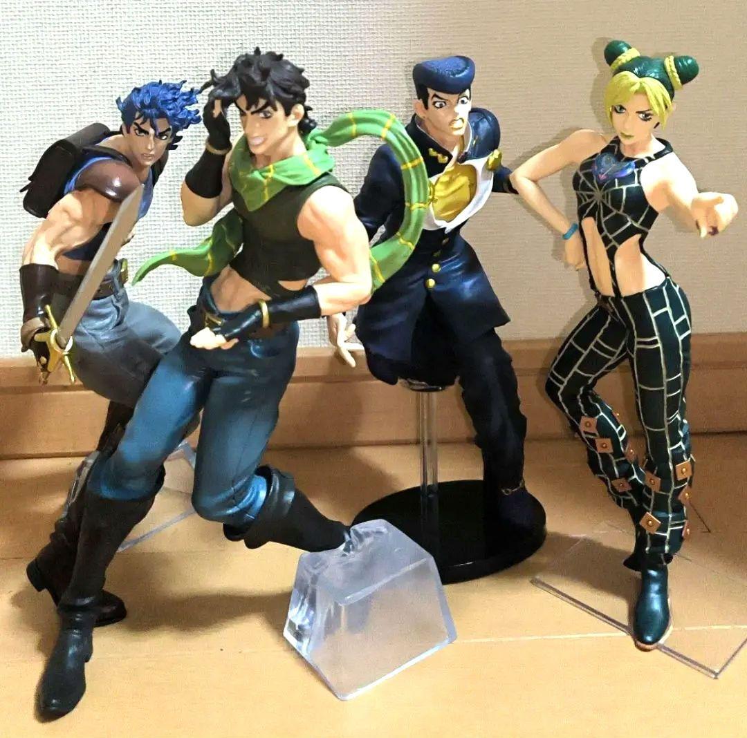 一番くじ　ジョジョ ジョナサン　ジョセフ　東方仗助　空条徐倫　4体＋アクリルロゴ