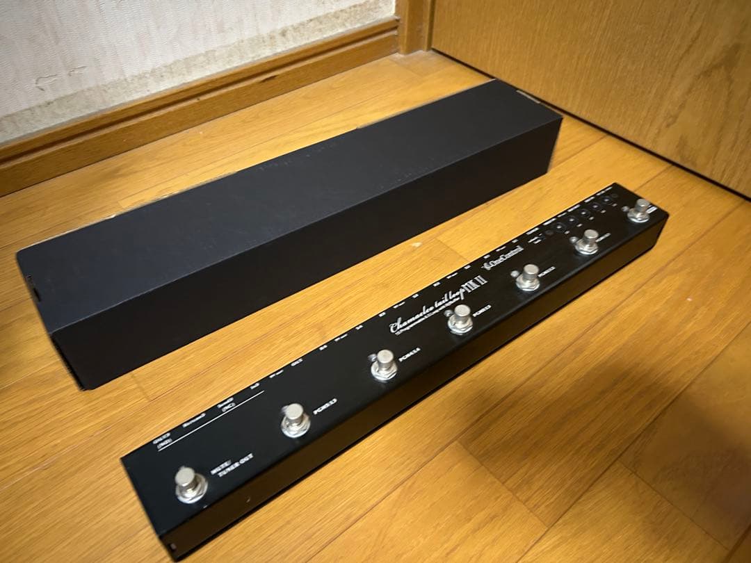 ギター One Control / Chamaeleo Tail Loop MkII