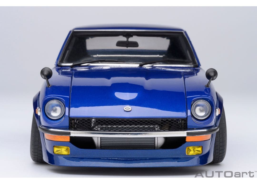 オートアート　1/18 湾岸ミッドナイト　悪魔のZ 日産　フェアレディZ S30