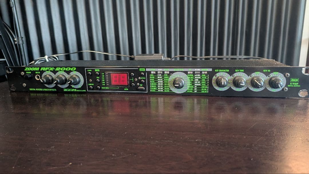 ZOOM RFX-2000　美品　送料込み（希少品）