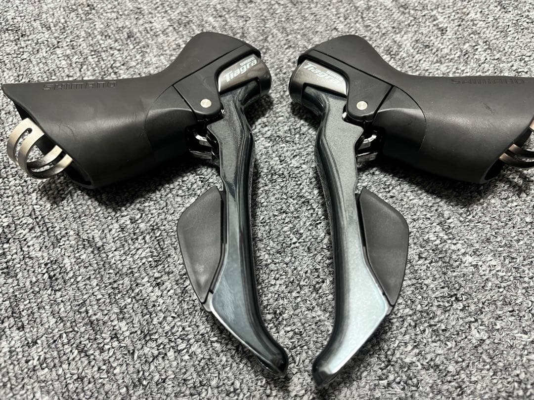 パーツ Sale! Shimano Tiagra ST-4700 2x10s