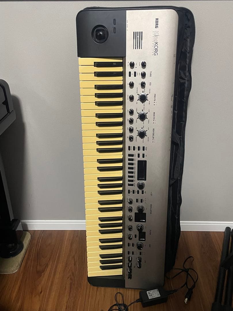 KINGKORG シンセサイザー 専用ケース付き