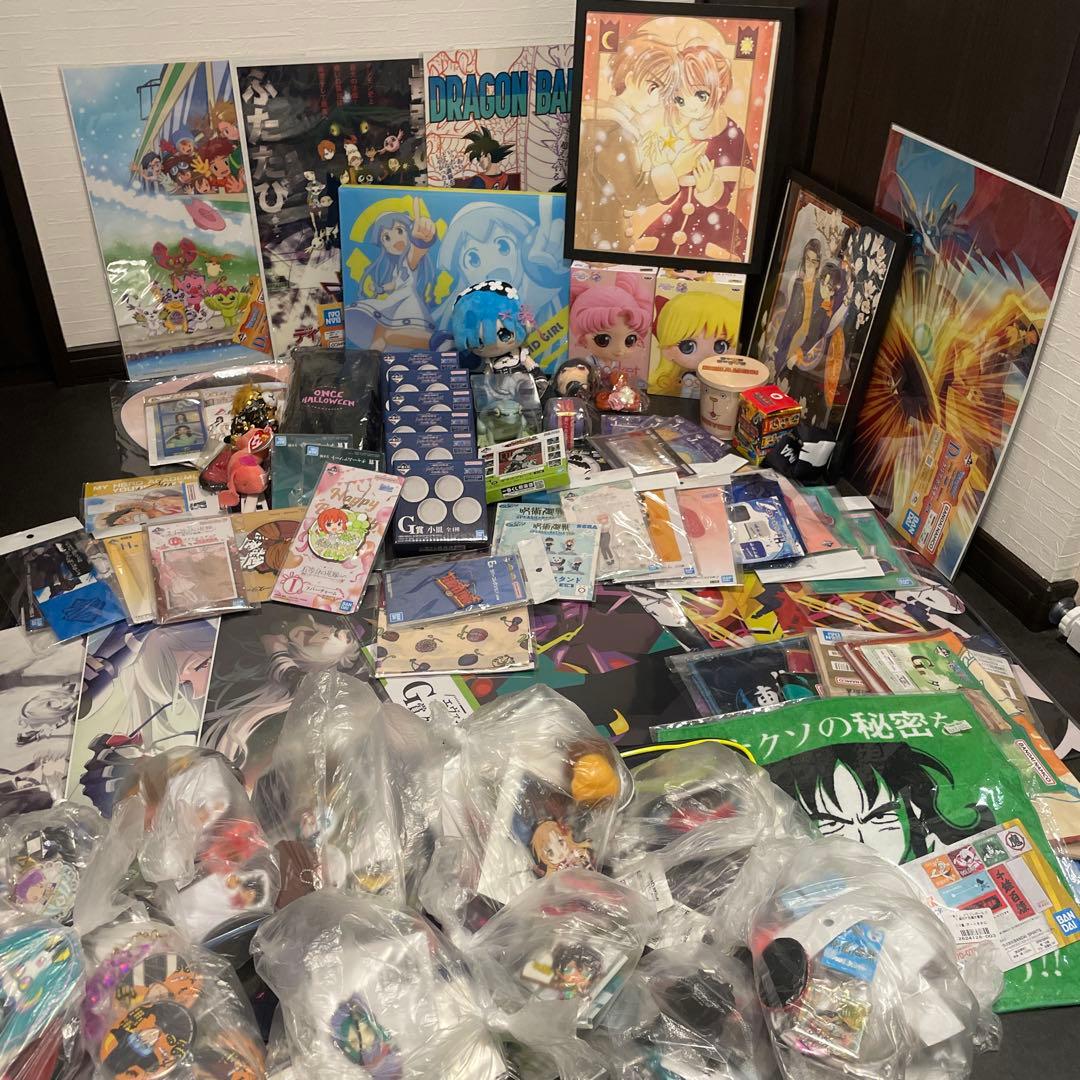雑貨　アニメ　グッズ　まとめ売り　300点以上