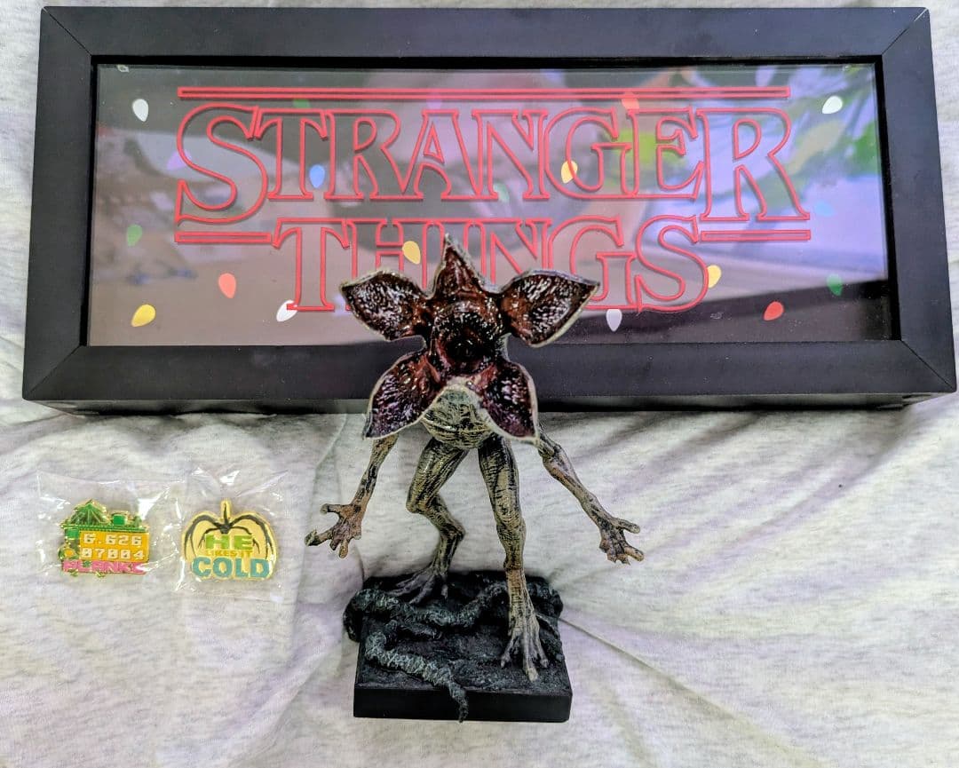 T*ん様 Stranger Things Demogorgon フィギュア　イン