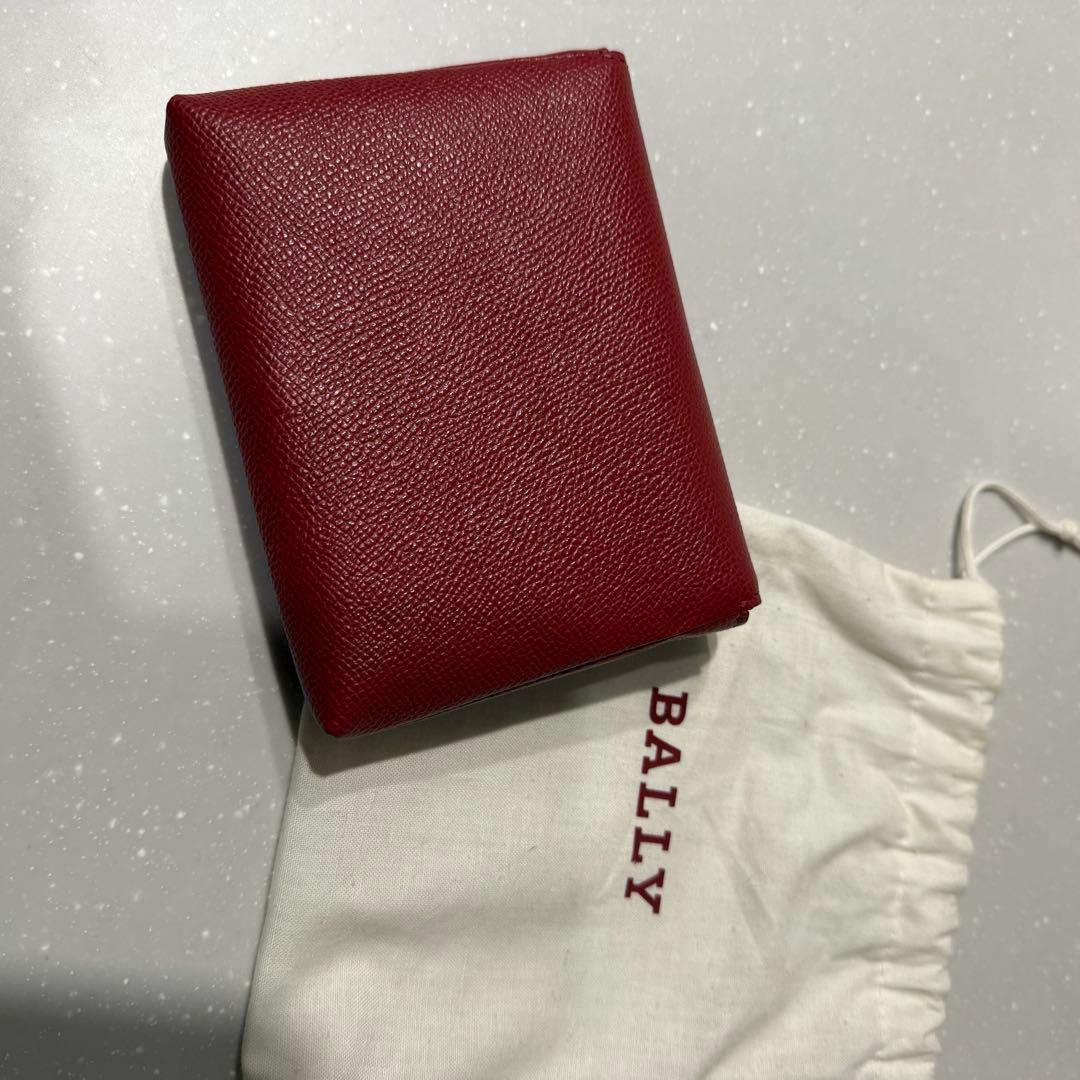 新品未使用　BALLY 赤 レザー 保存袋付き　トランプ