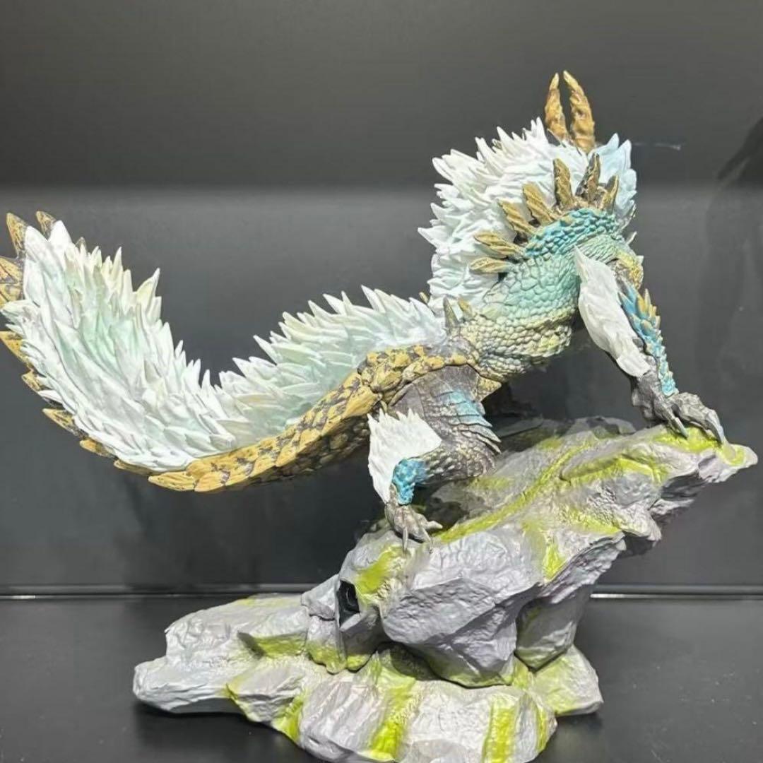 『激レア』モンスターハンター ジンオウガ LED発光ギミック付 フィギュア