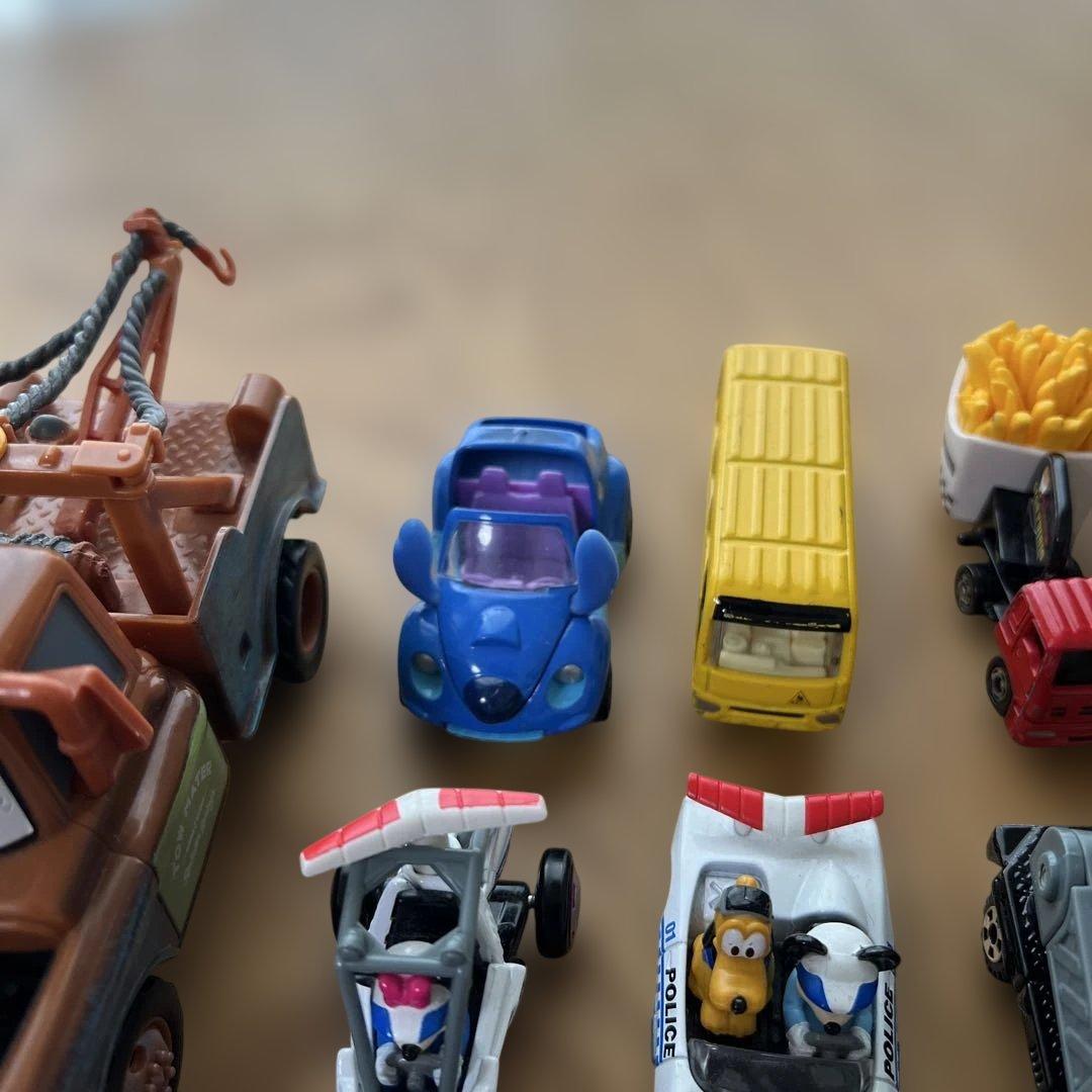 トミカ　カーズ　ミッキーマウス等　セット売り