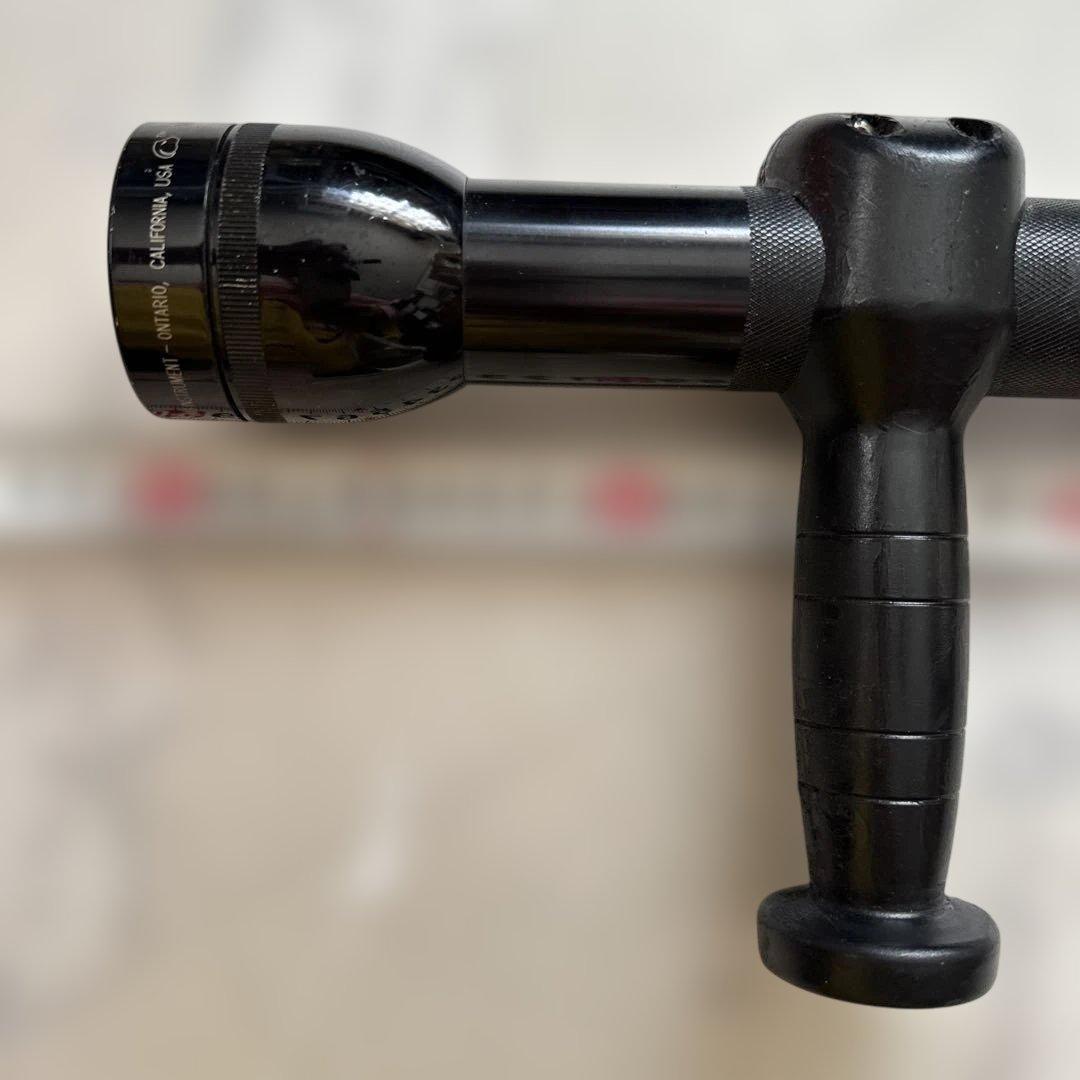 MAG lite9V式トイファハンドル付きLED球