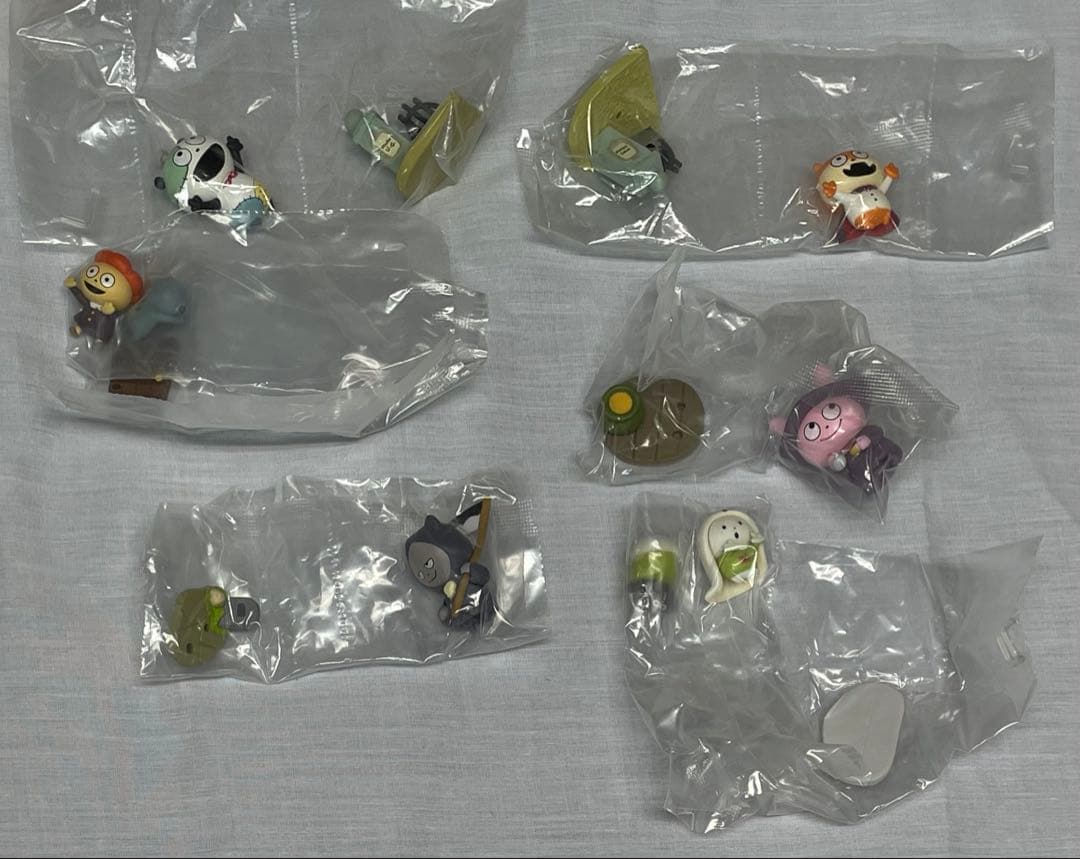 スタジオUGハロウィンナイト　コレクションフィギュア　ごきげんぱんだ　こねずみ