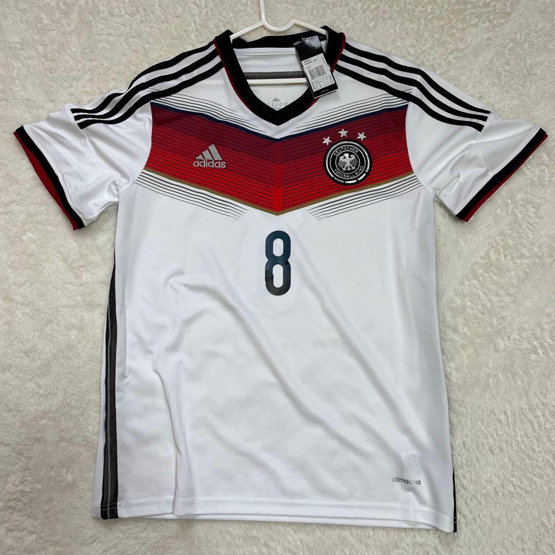 adidas ドイツ代表 ÖZIL 8番 シャツ