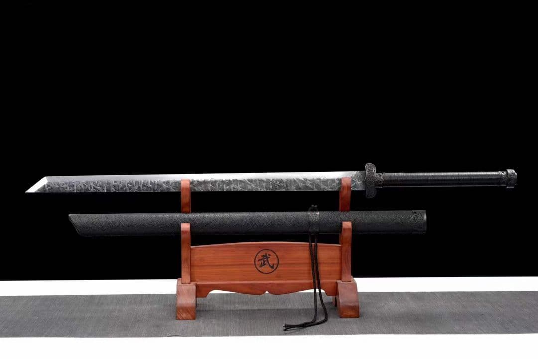 【黒金古刀―天滅地を破壊する】古兵器 武具　刀装具　日本刀　模造刀 居合 長尺