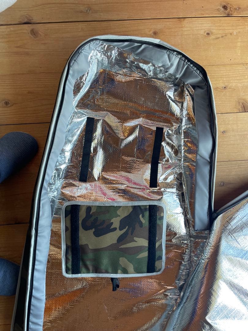 TRANSPORTER RETRO ハードケース　CAMO