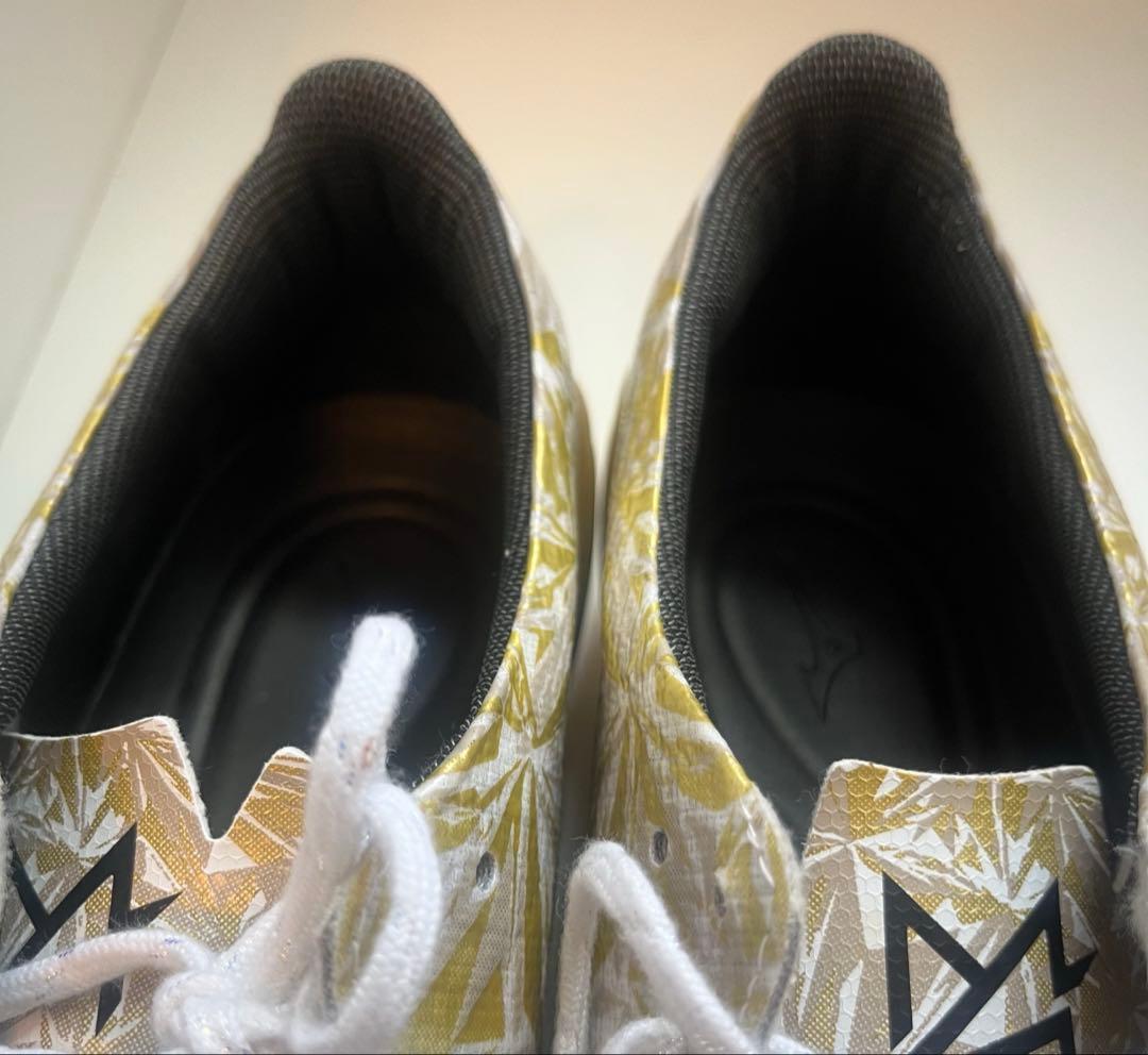 【超美品】ミズノ　アルファ プロ　プリズムゴールド　25.5㎝