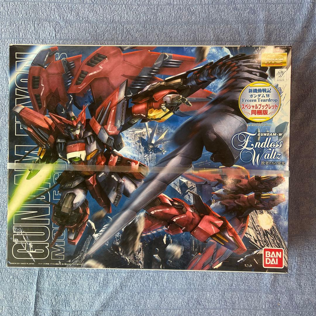 Gundam Epyon 1/100 プラモデル