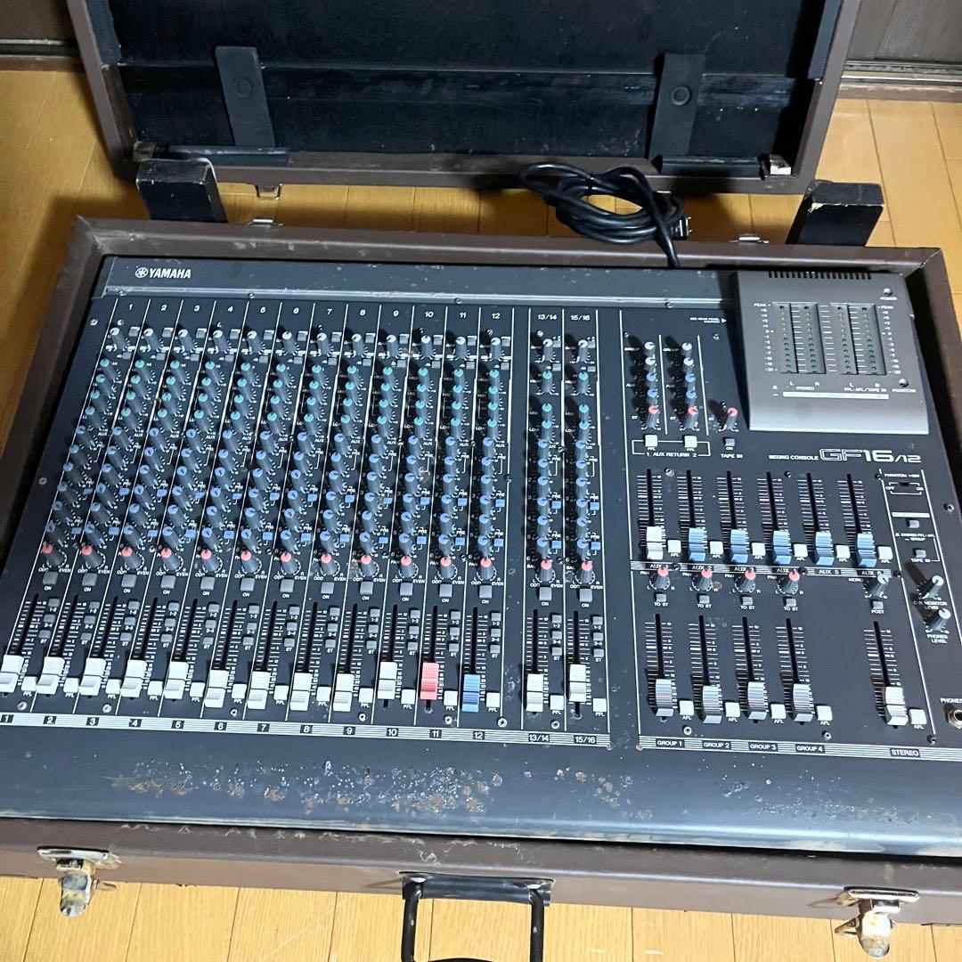 16chアナログミキサーYAMAHA GF16/12 キャリーケース付 ジャンク