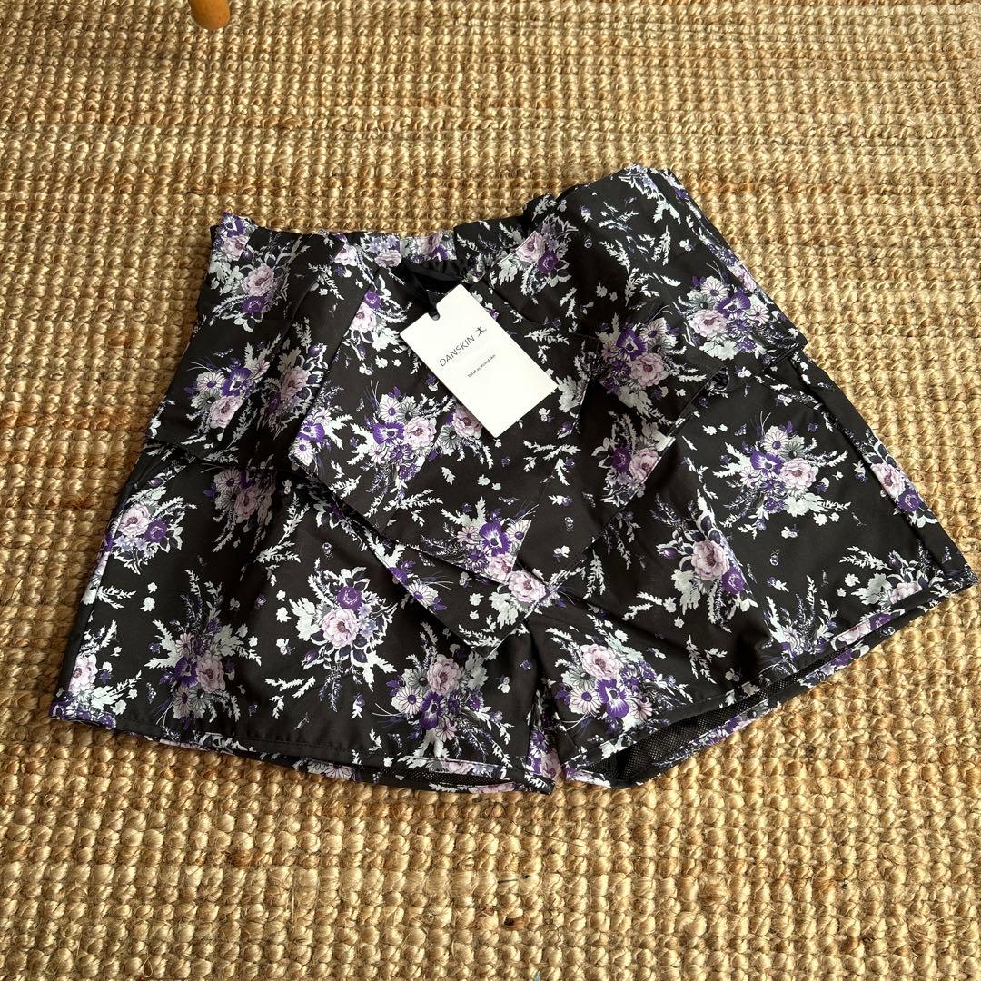 DANSKINカプセルコレクションパンツ未使用タグ付