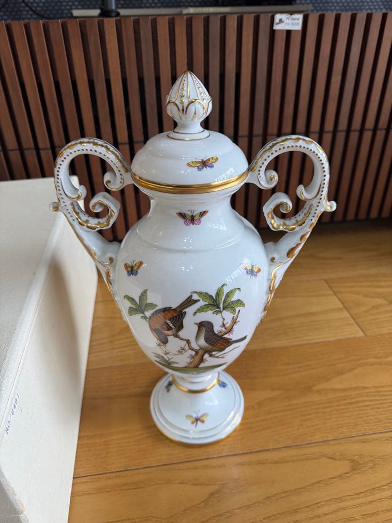 ヘレンド Herend 鳥の絵柄 陶器花瓶