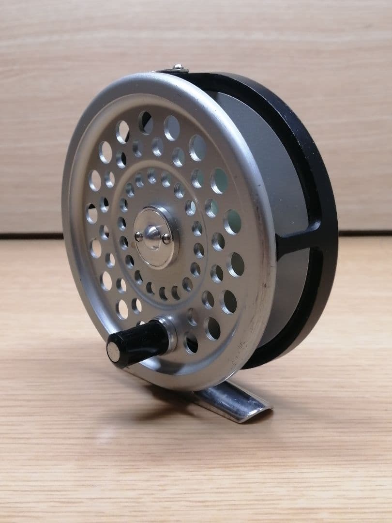 MARQUIS DISC 6フライリール ケース付き