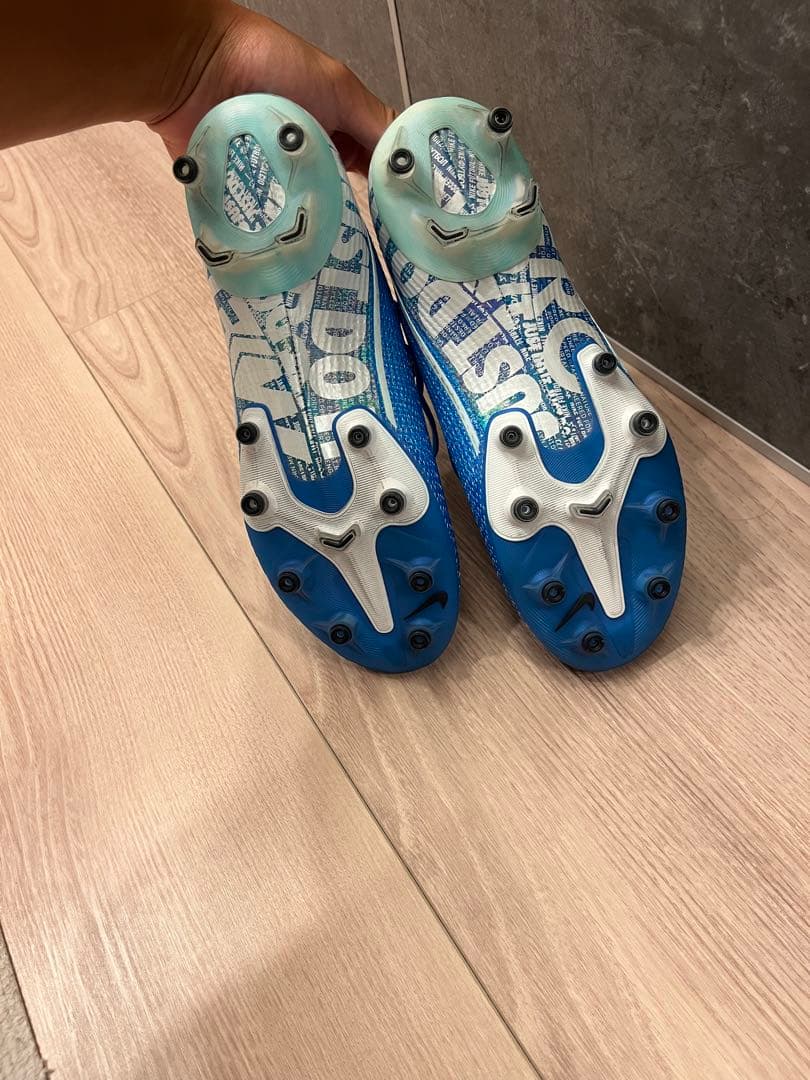 Nike Mercurial サッカーシューズ 青