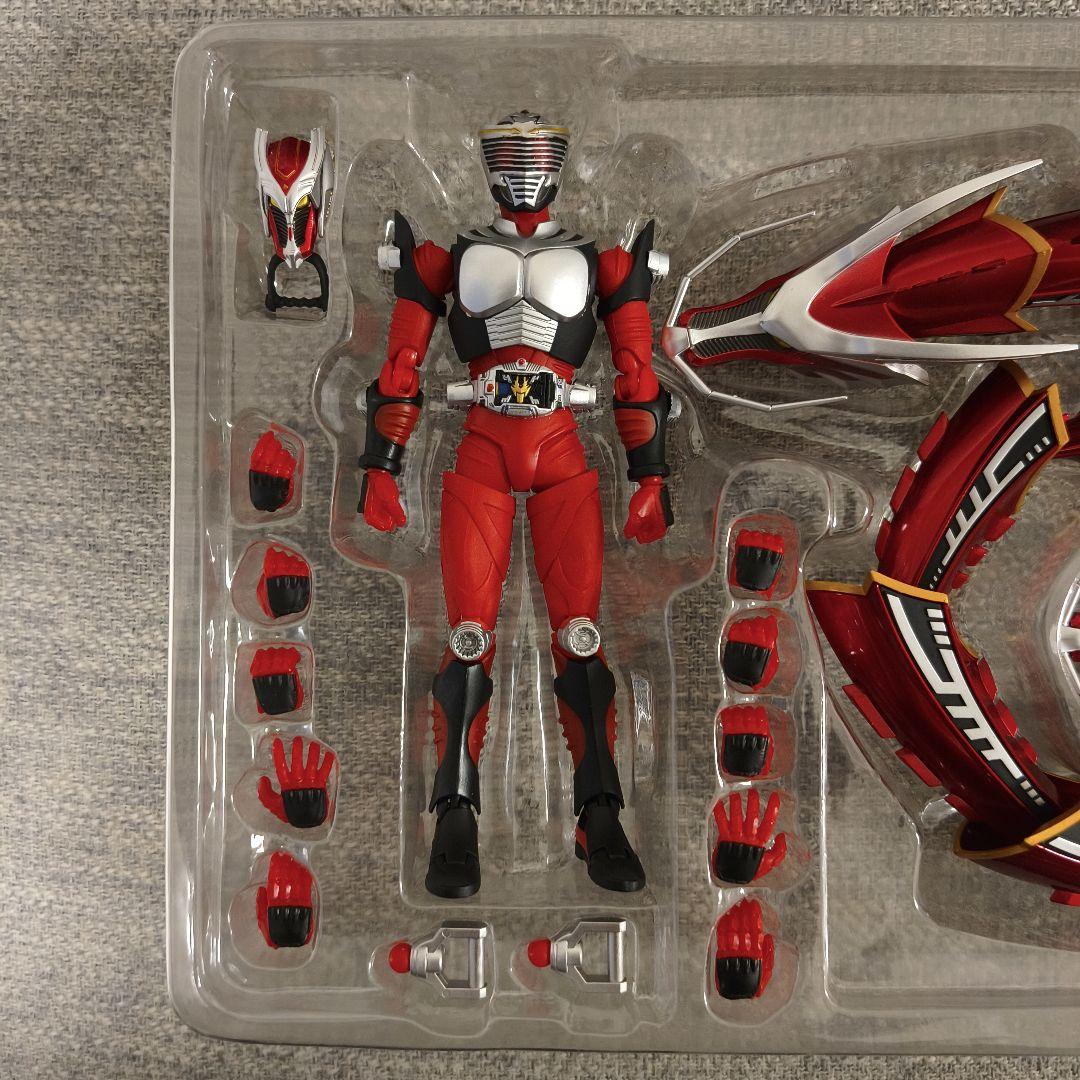 ★美品★S.H.Figuarts仮面ライダー龍騎＆ドラグレッダーセット