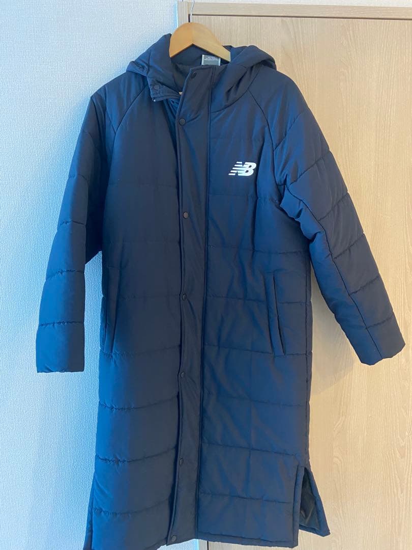 new balance ネイビー ベンチコート