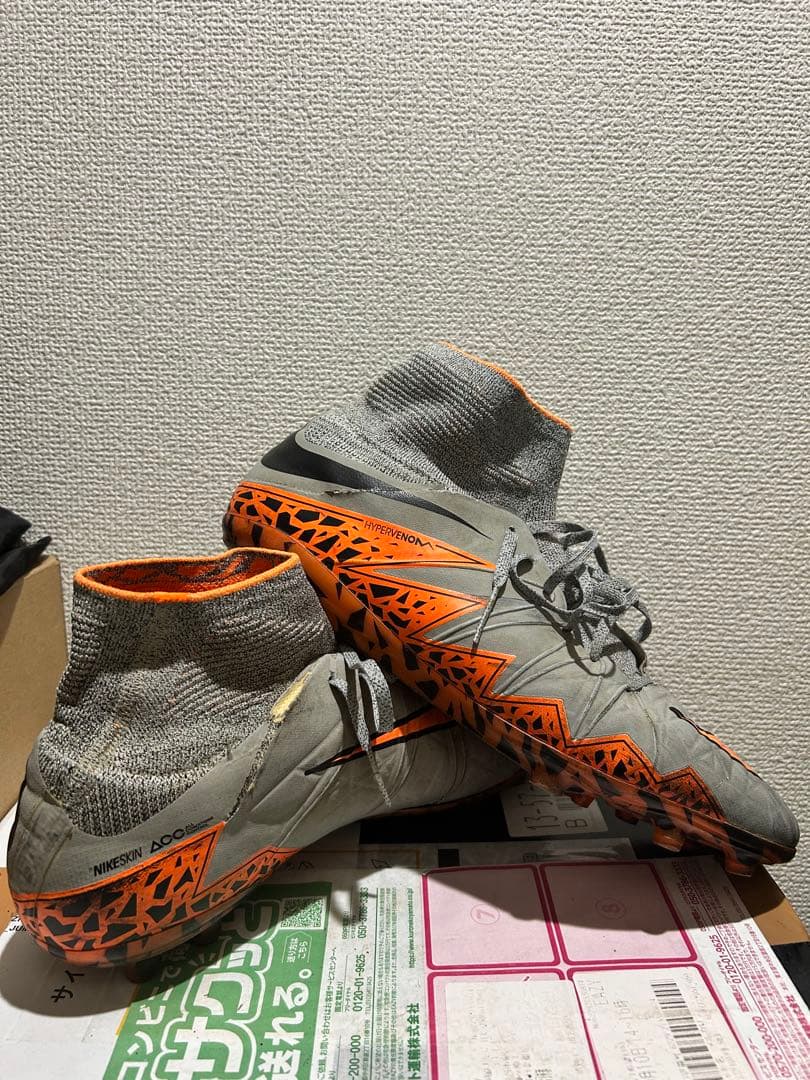 サッカースパイク　ナイキ　fg