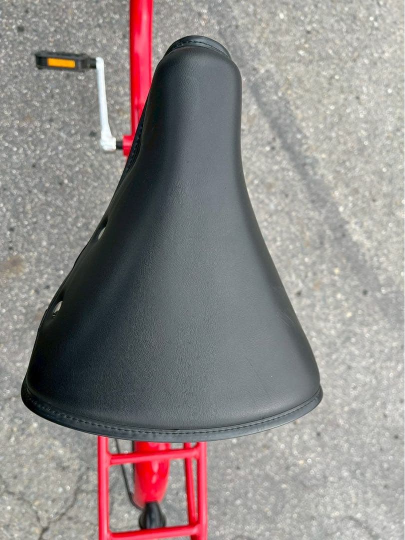 coccinelle 自転車 赤 レトロ おしゃれ コンパクト車【引き取り】