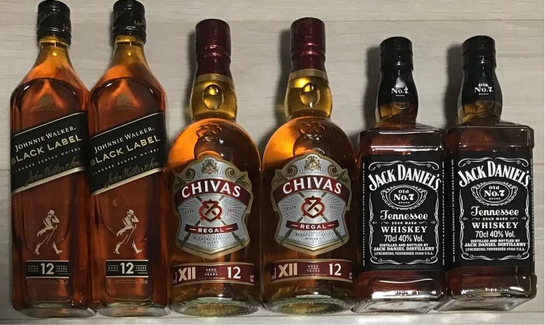 ウイスキーセット（ジョニーウォーカー、シーバス、ジャックダニエル）