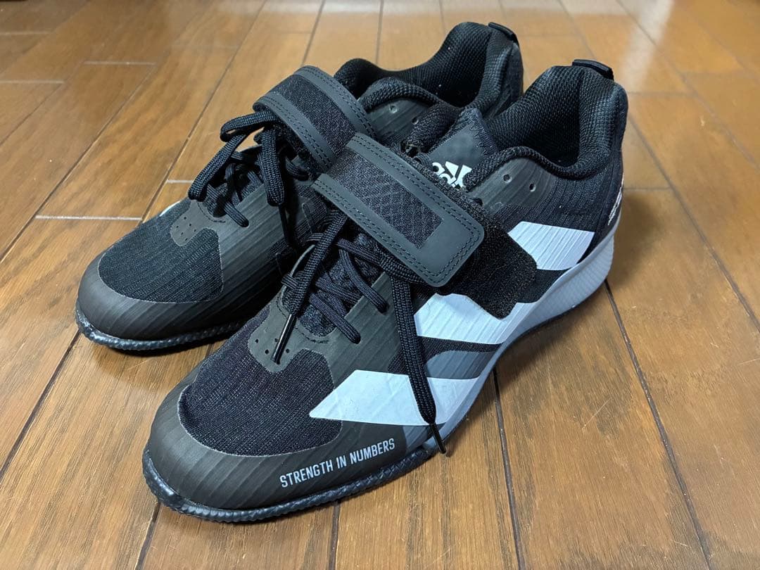 アディパワー3 ウエイトリフティングシューズ　adidas 黒　26.0