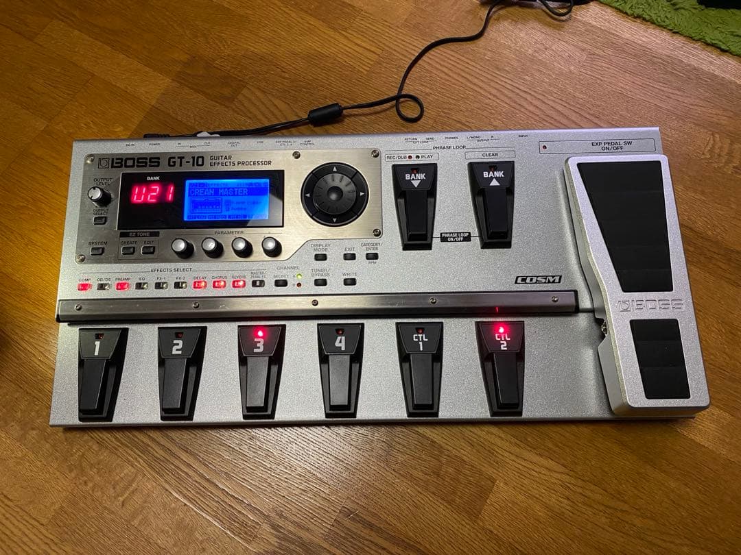 【美品】BOSS GT-10 ギターマルチエフェクター 箱/説明書付き