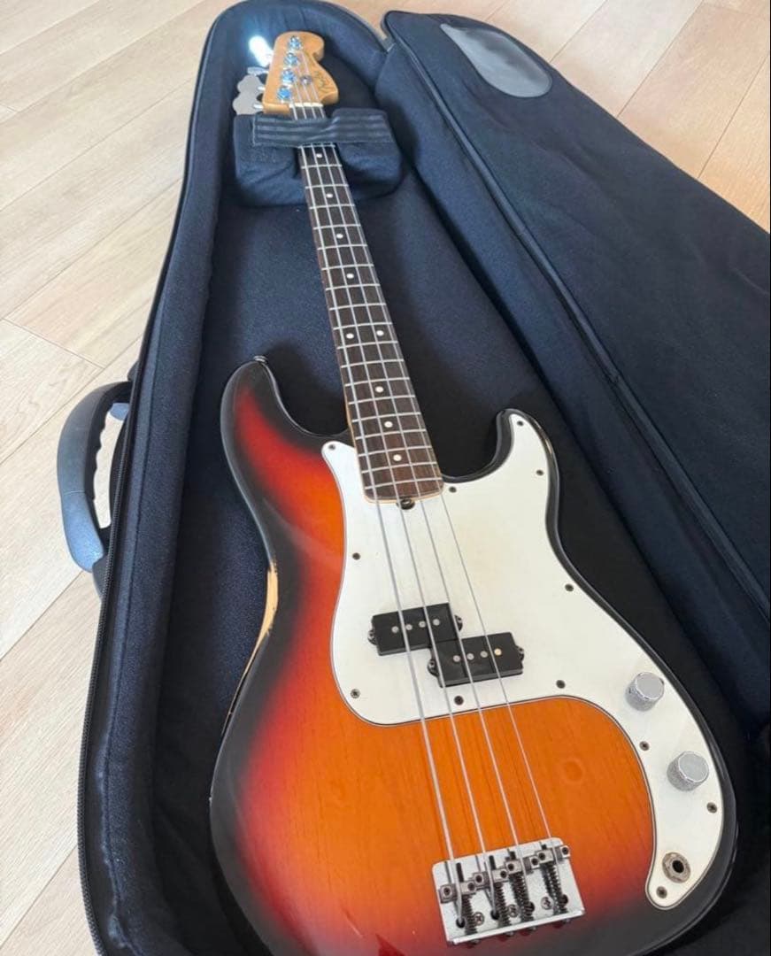レア Fender USA フェンダー プレベ 現行品 純正 ケースおまけ