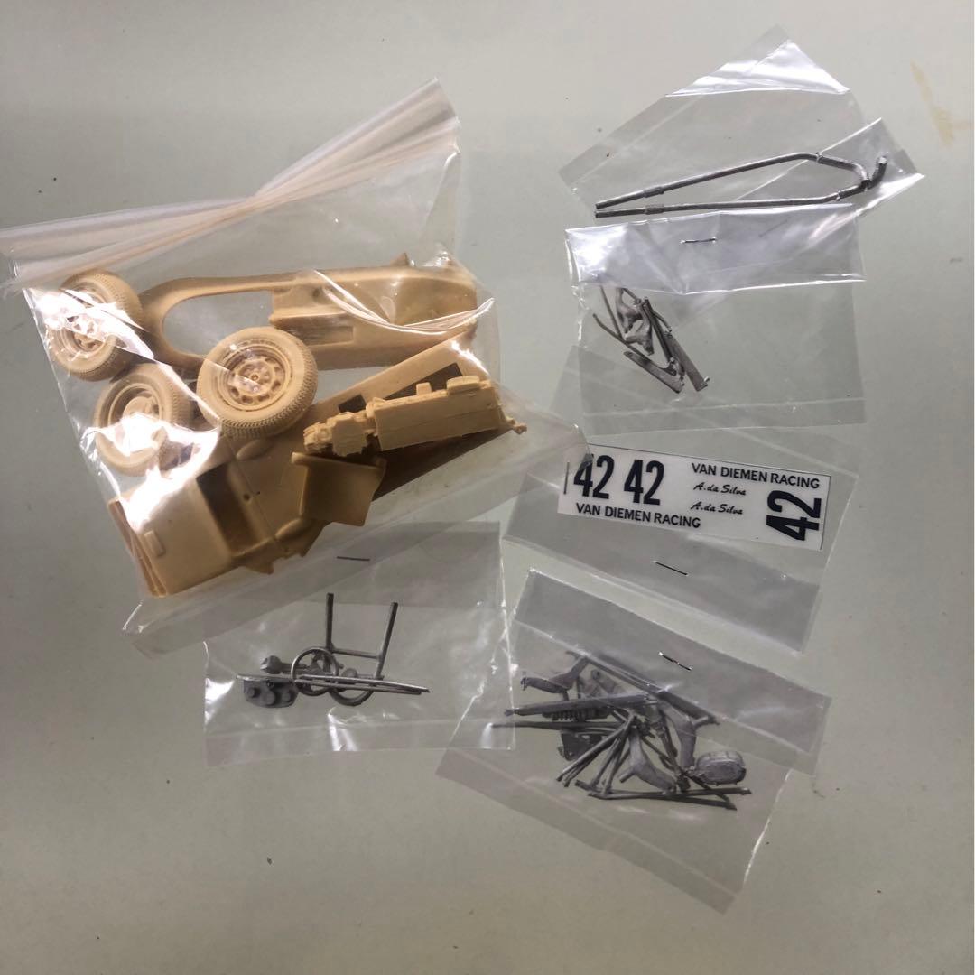 レジンキット　F F1600 Hot Model Car