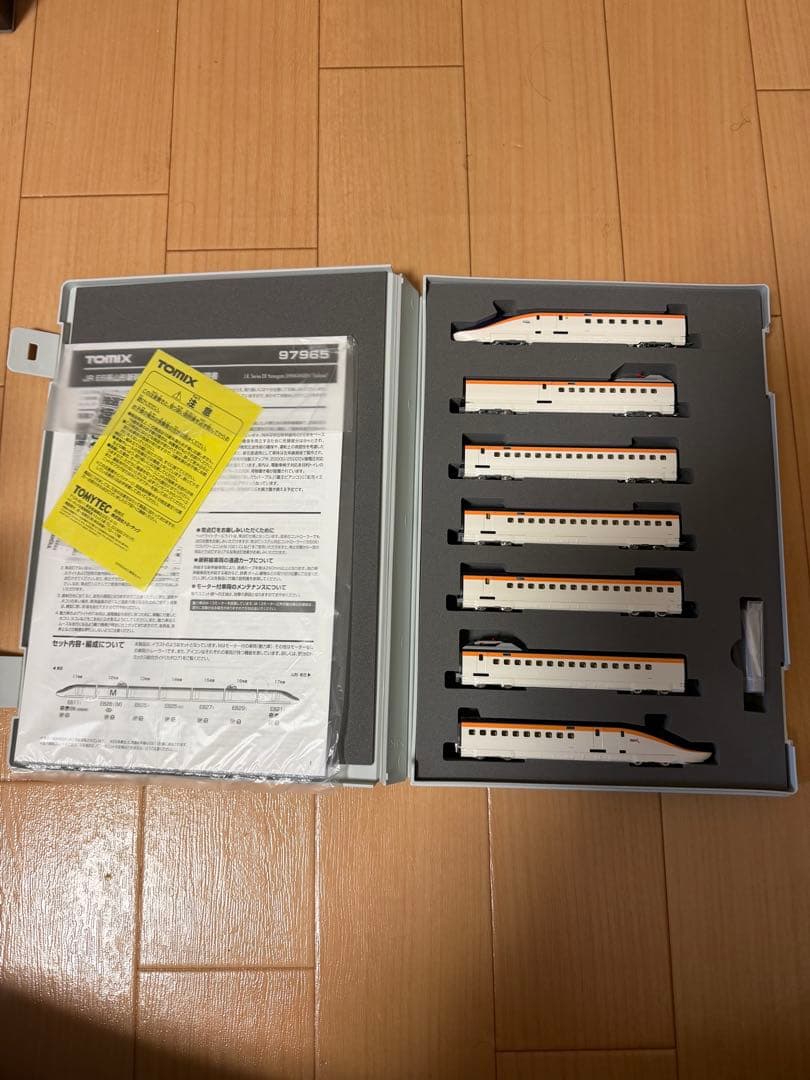 TOMIX E8系新幹線 つばさ　特別企画品