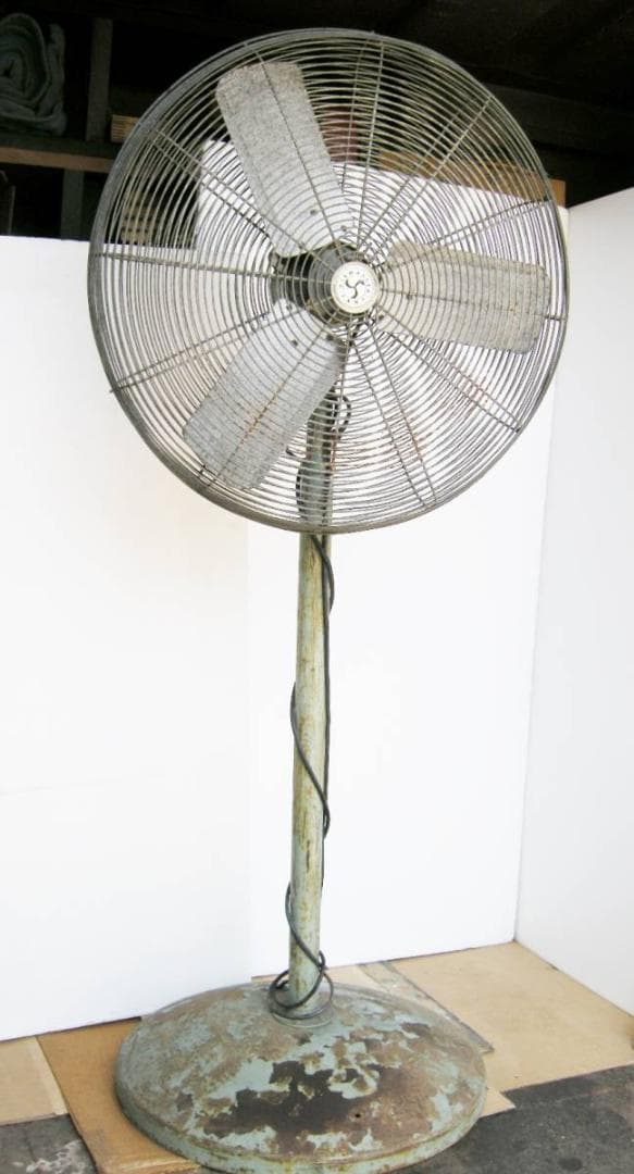 沖縄米軍格納庫実物品・良品/3枚羽大型ファン【可動品/強風】今は無い円盤ベース