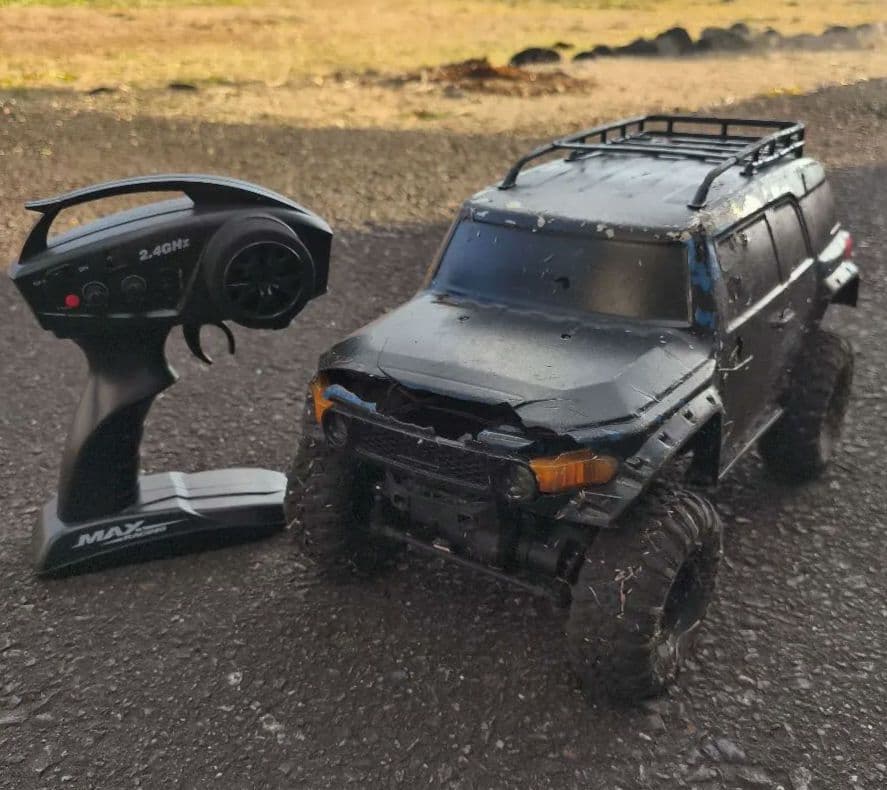 早いもの勝ち！ジャンク扱い！FJクルーザー　オフロード　2.4GHz