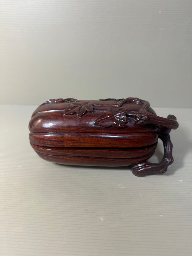 2467本紫檀　蓋物　瓜　希少木　漆塗り　小物入れ　置物　美術工芸品　飾り　美品