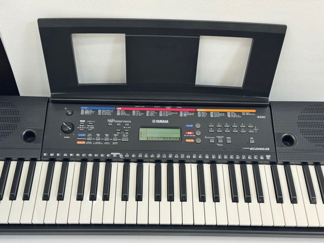 YAMAHA PORTATONE PSR-E263 キーボード 19年製