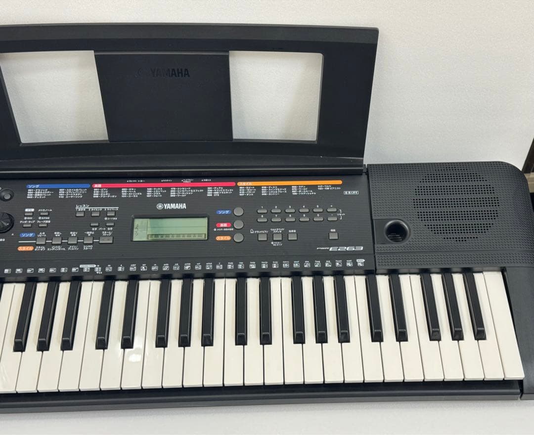 YAMAHA PORTATONE PSR-E263 キーボード 19年製