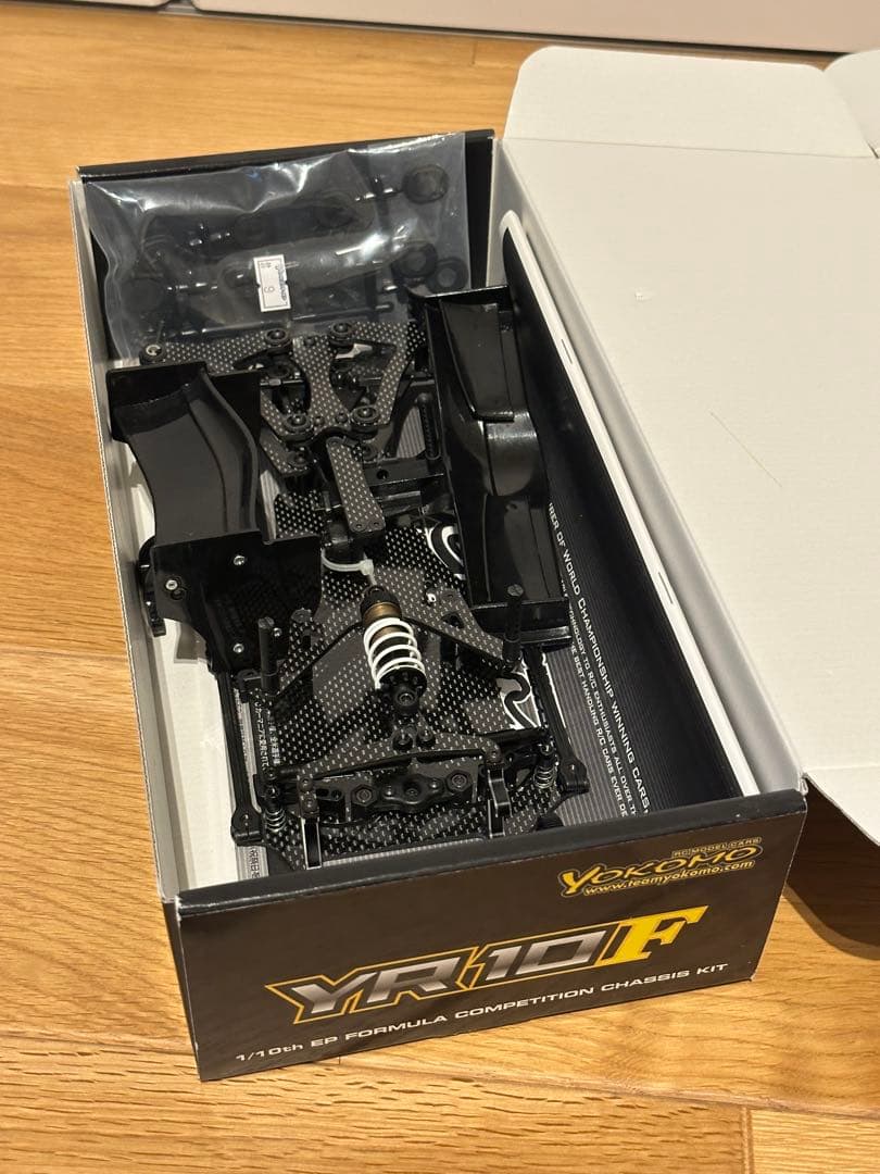 YR-10F 1/10 フォーミュラ競技シャーシキット yokomo