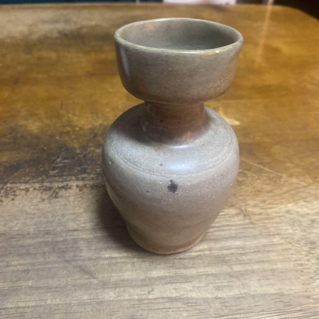 青磁花生