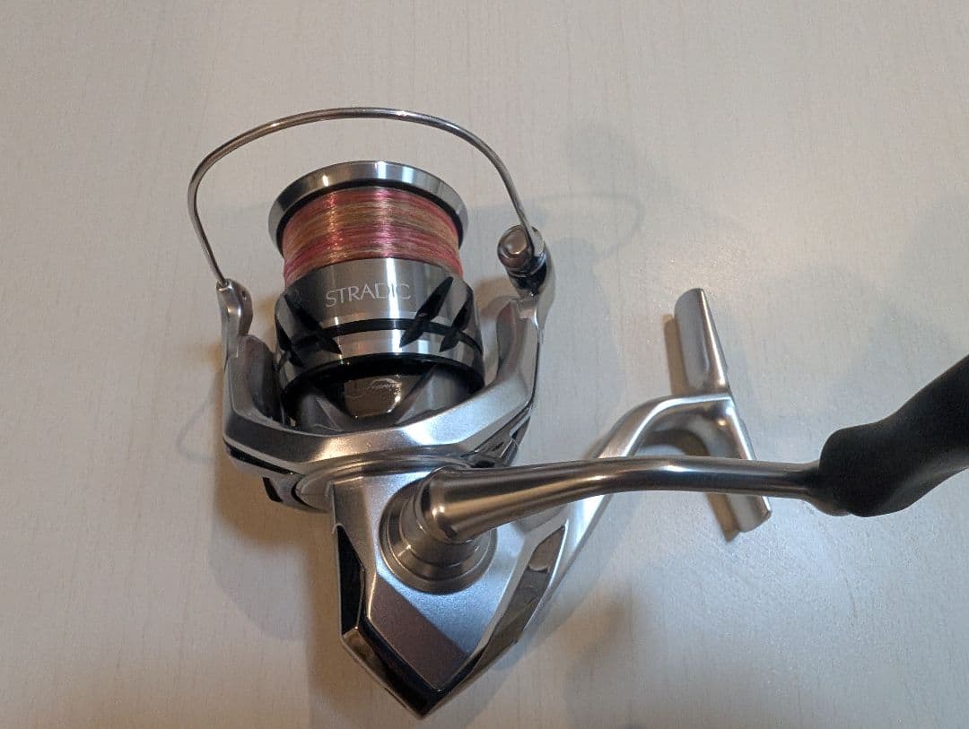 シマノ　23ストラディック 2500SHG