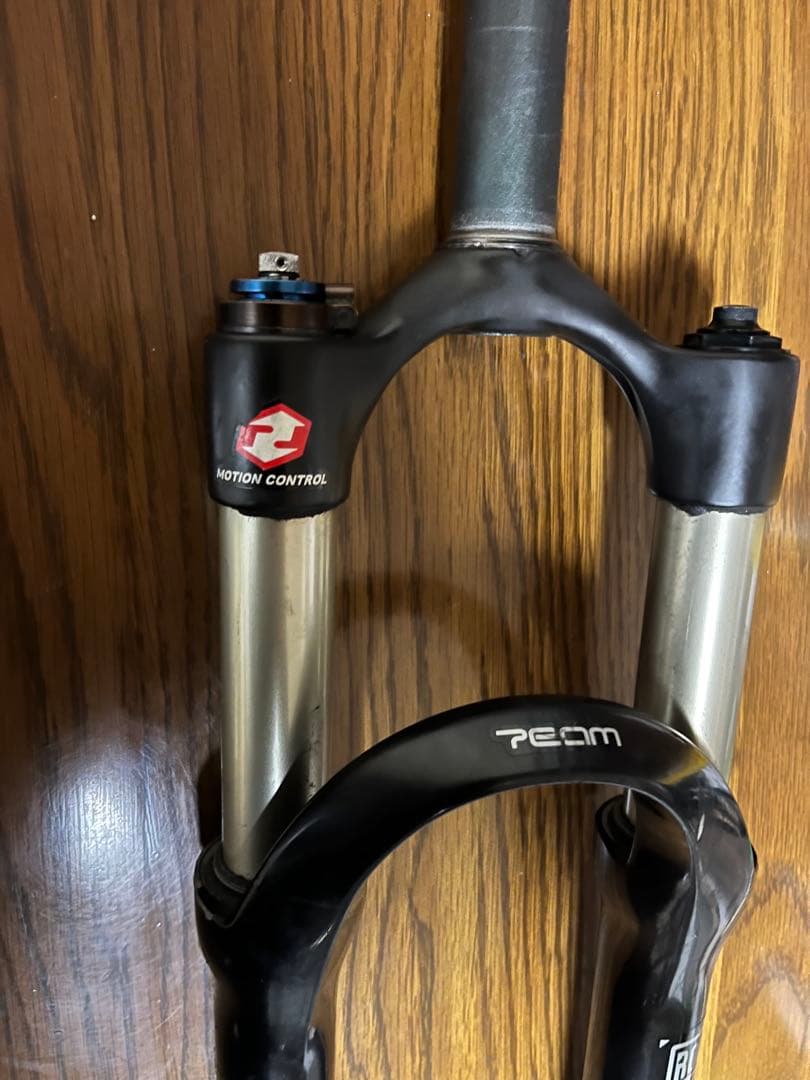 ROCKSHOK ReBa サスペンションフォーク　26インチ