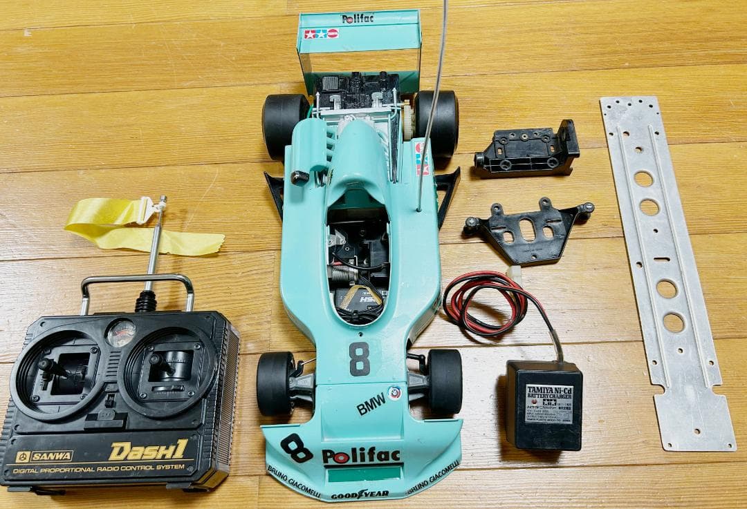 ぽ*ん様 タミヤ 旧車 F-2 メカ付き