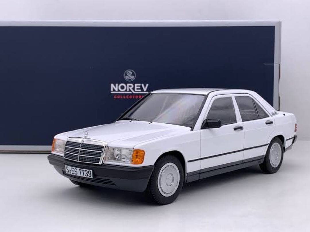 ミニカー NOREV 1/18 Mercedes-Benz 190E