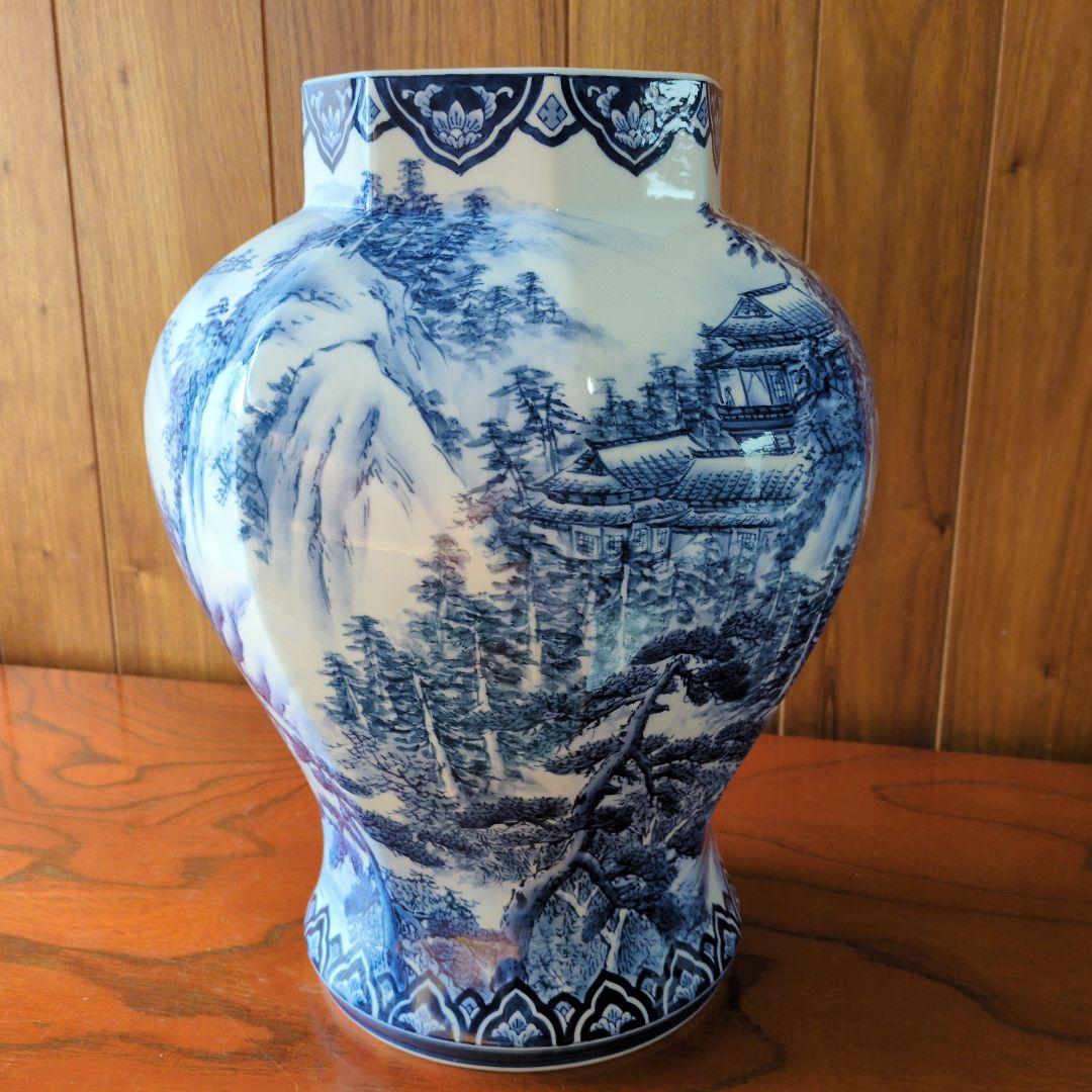 TKです。有田焼 神右衛門　染付山水図 　染付細密絵図花瓶 飾壺 古美術