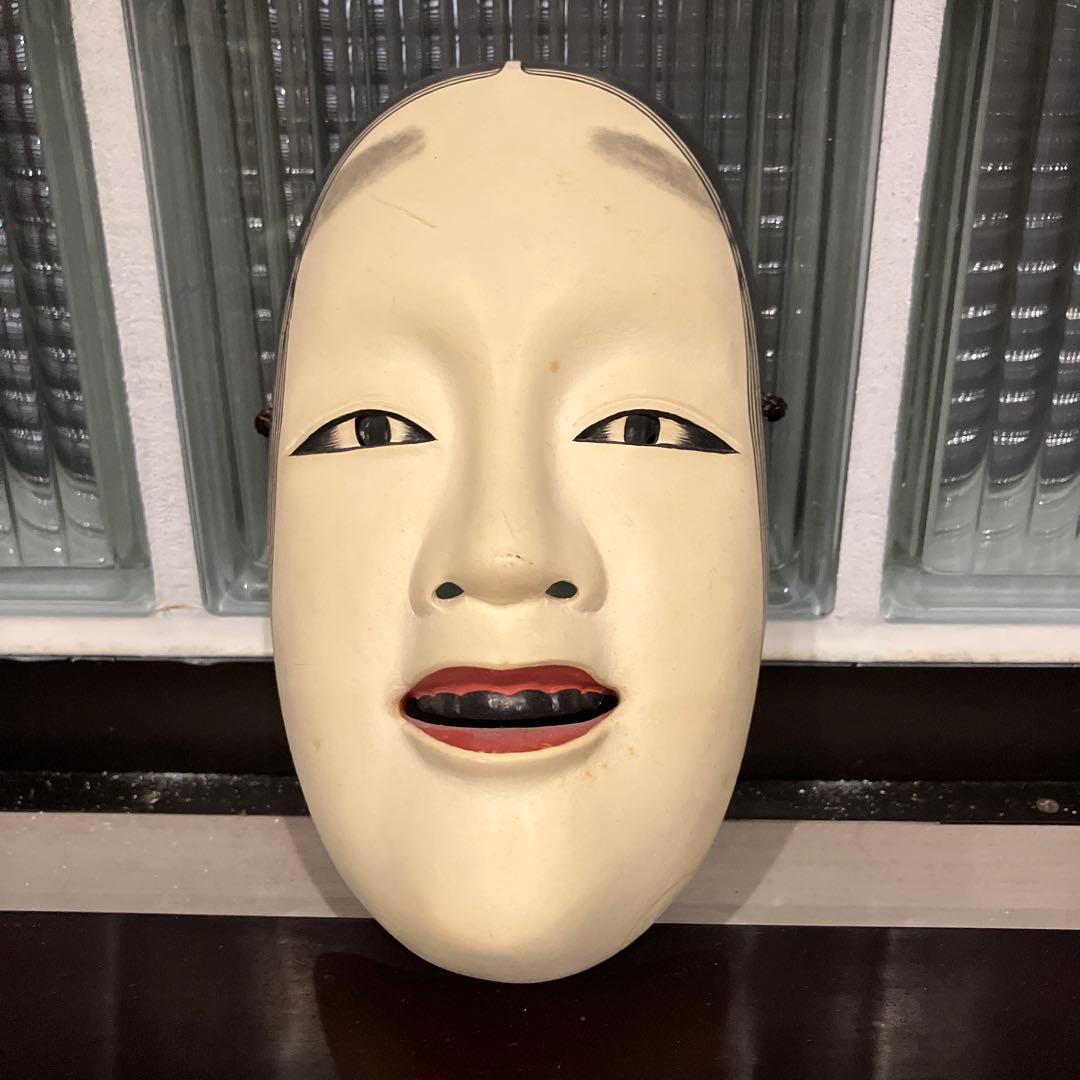 能面 微笑み
