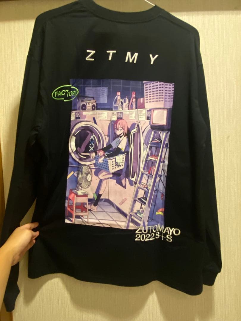 ずっと真夜中でいいのに。 『鷹は飢えても踊り忘れず』 ロングTシャツ（黒）
