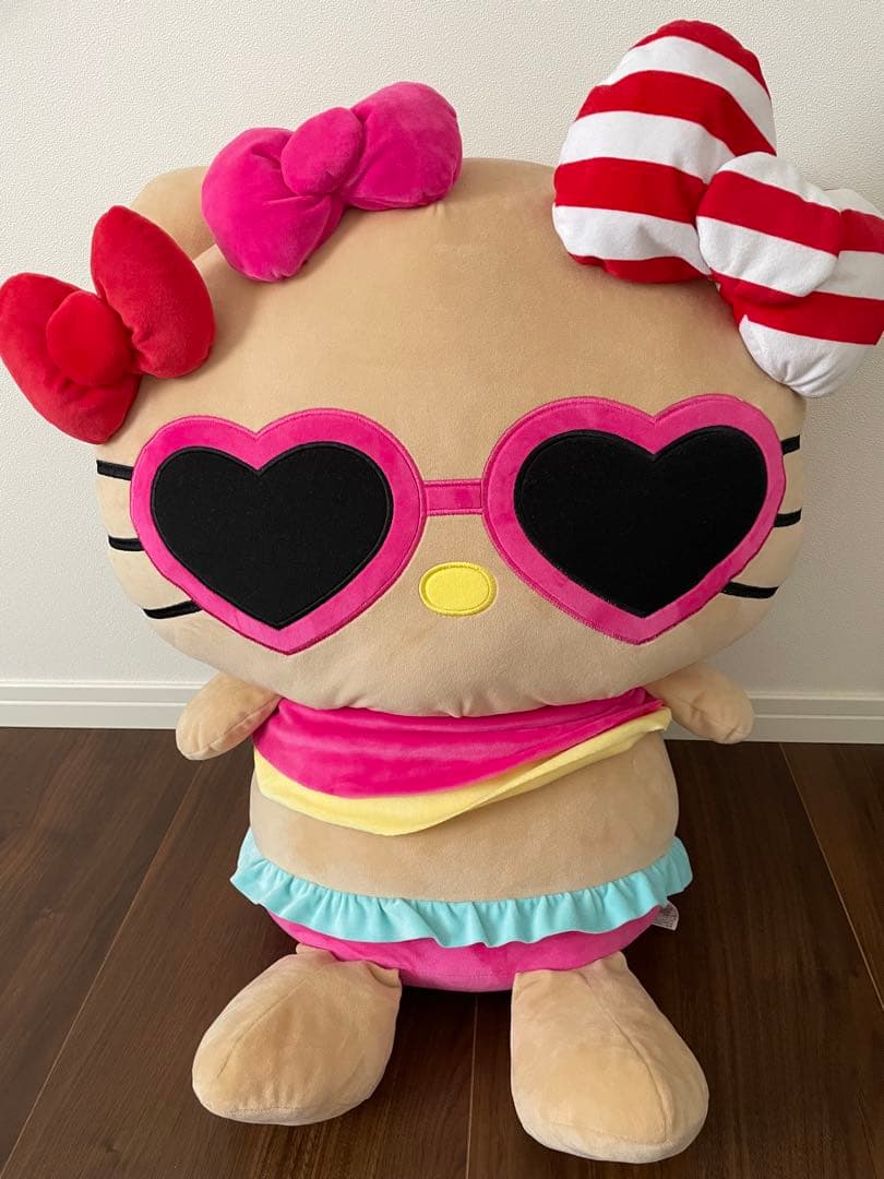 日焼けキティちゃんBIG アベイル完売品　人形