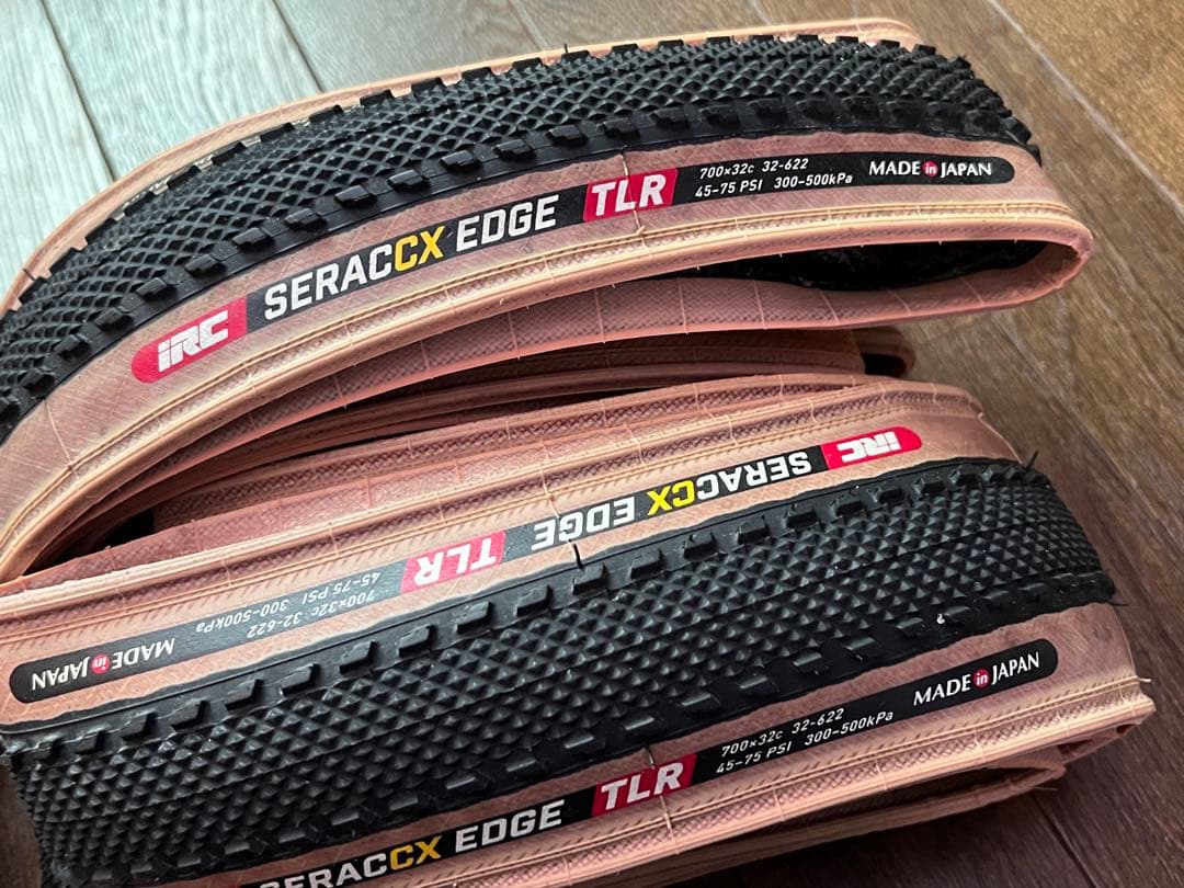 IRC SERAC CX EDGE TLR 32C シクロクロス用 2本セット