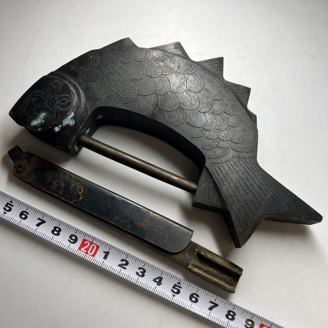 李朝　銅製魚の鍵　615g 東Y8-0203②タカサ